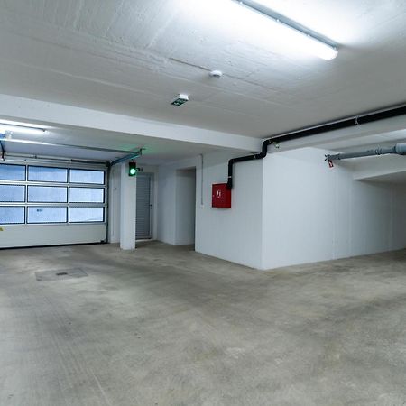 Ferienwohnung Tres Fenestras Zadar - Private Parking Exterior foto